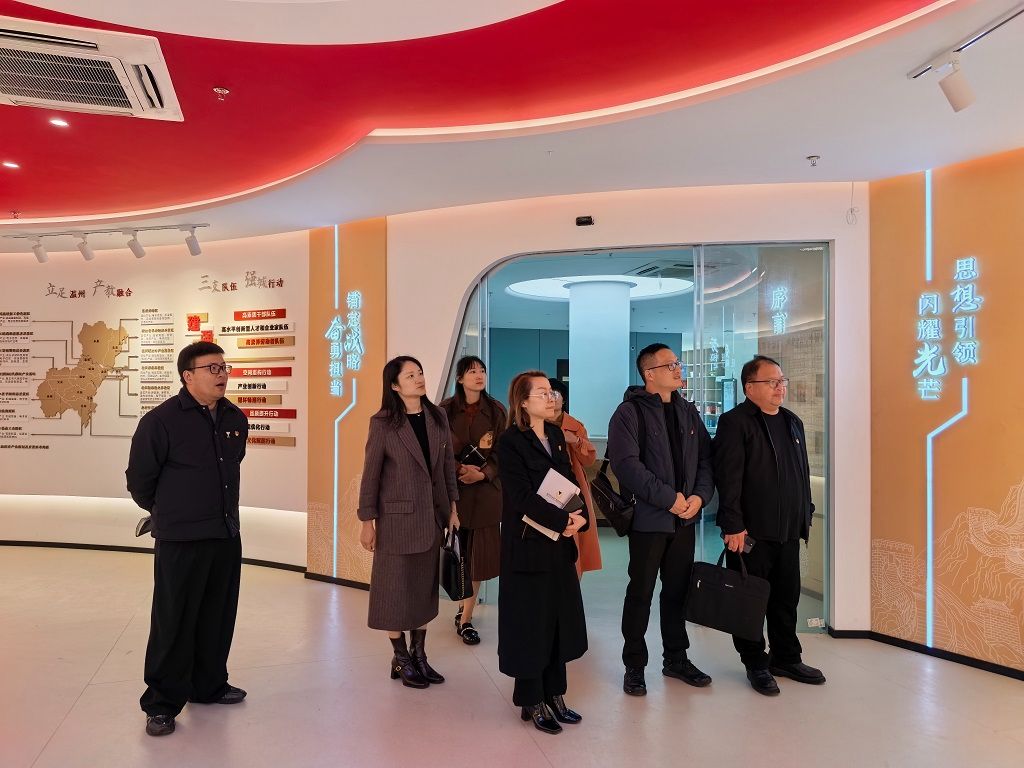 1764637695978083678.jpg 11.jpg